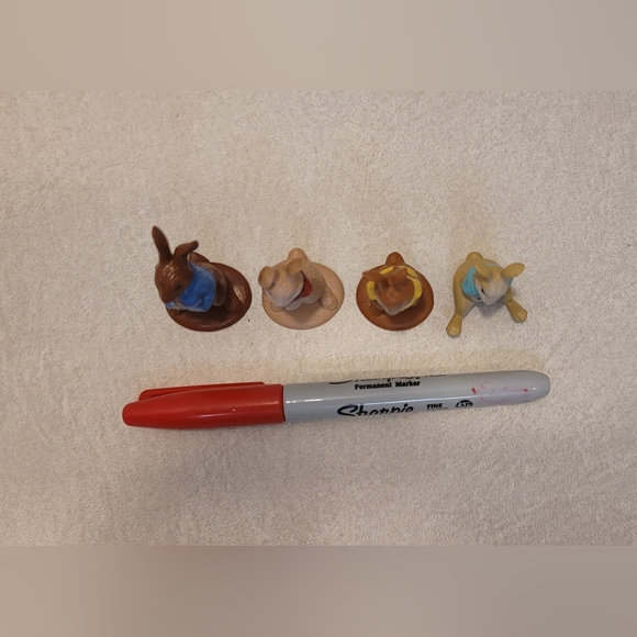 Peter Rabbit Toy Figure Set - Picture 3 of 3